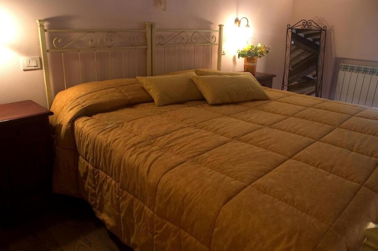 Agriturismo La Burraia Vicino A San Gimignano Gambassi Terme Eksteriør billede